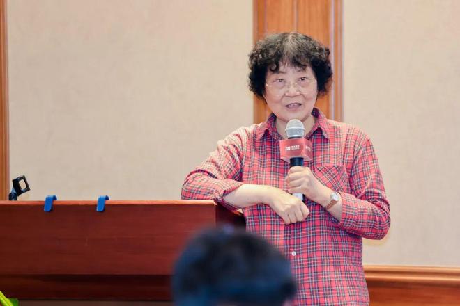 ：孩子到了青春期为什么家长一言不合就吵架？麻将胡了试玩模拟器青少年心理教育专家陈默(图6)