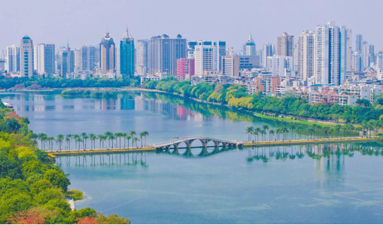 一头扎进青秀的风光与烟火里get最美骑行路线!麻将胡了2试玩网站【跟着赛事游青秀】破风而行(图3) 一头扎进青秀的风光与烟火里get最美骑行路线!麻将胡了2试玩网站【跟着赛事游青秀】破风而行(图3)