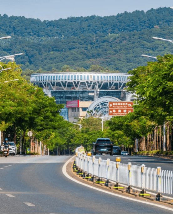 一头扎进青秀的风光与烟火里get最美骑行路线!麻将胡了2试玩网站【跟着赛事游青秀】破风而行(图5) 一头扎进青秀的风光与烟火里get最美骑行路线!麻将胡了2试玩网站【跟着赛事游青秀】破风而行(图5)