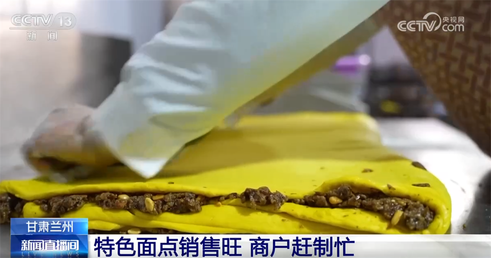 透过“舌尖”美味感受人间烟火最温暖动人的