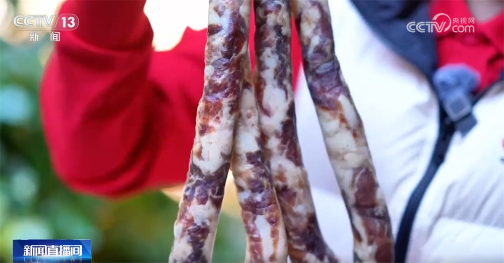 透过“舌尖”美味感受人间烟火最温暖动人的时刻 年货市场开启“备货模式”(图3) 透过“舌尖”美味感受人间烟火最温暖动人的时刻 年货市场开启“备货模式”(图3)