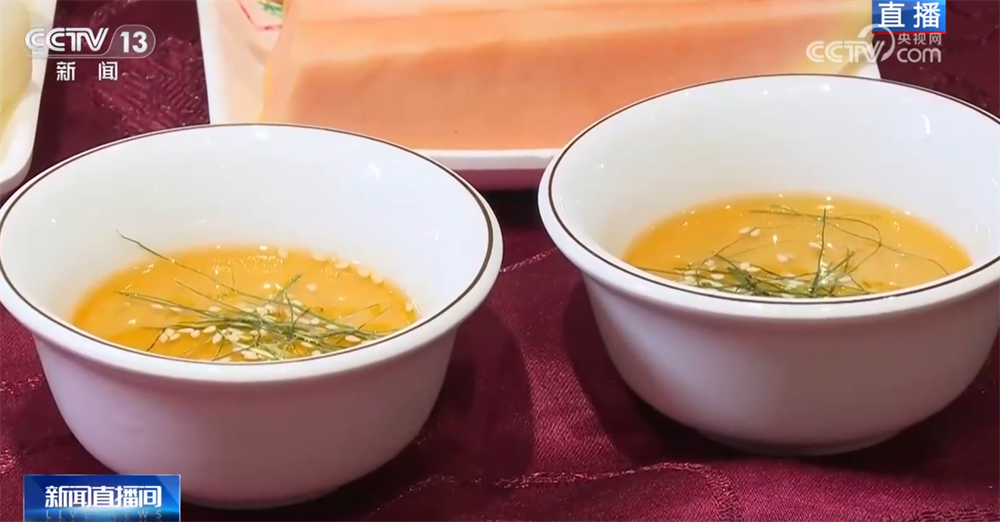 透过“舌尖”美味感受人间烟火最温暖动人的时刻 年货市场开启“备货模式”(图5) 透过“舌尖”美味感受人间烟火最温暖动人的时刻 年货市场开启“备货模式”(图5)